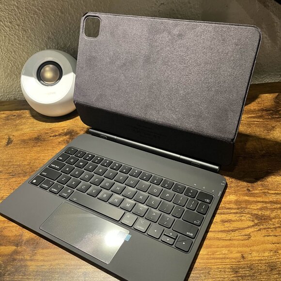 Magic Keyboard for iPad Pro 11/iPad Air 11 Inch(M2,2024/M3,2025) - Picture 3 of 8